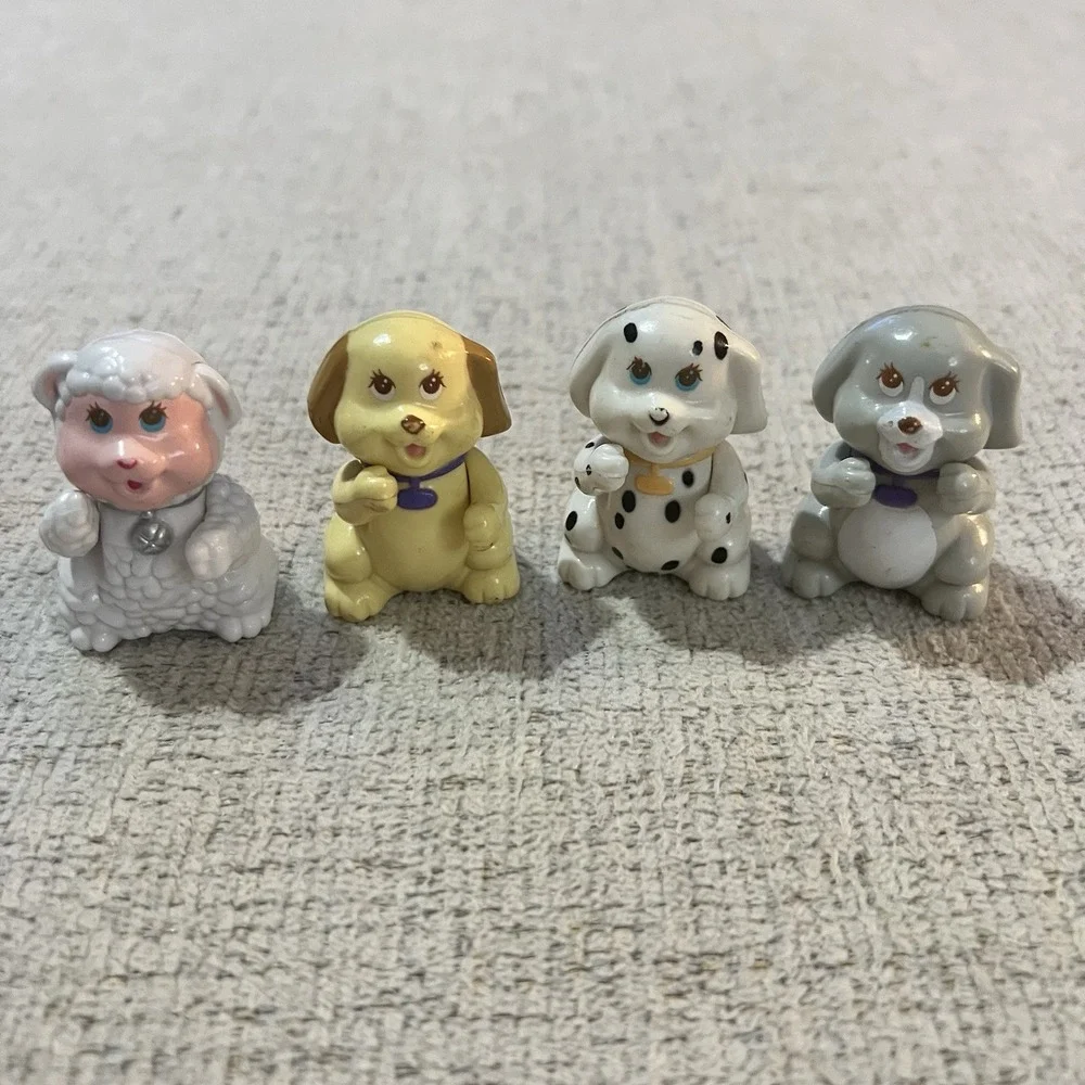 Kenner Itzy Bitzy Pals Pick Your Pet Lamb & 3 Dogs Vintage 1993‎ Figures